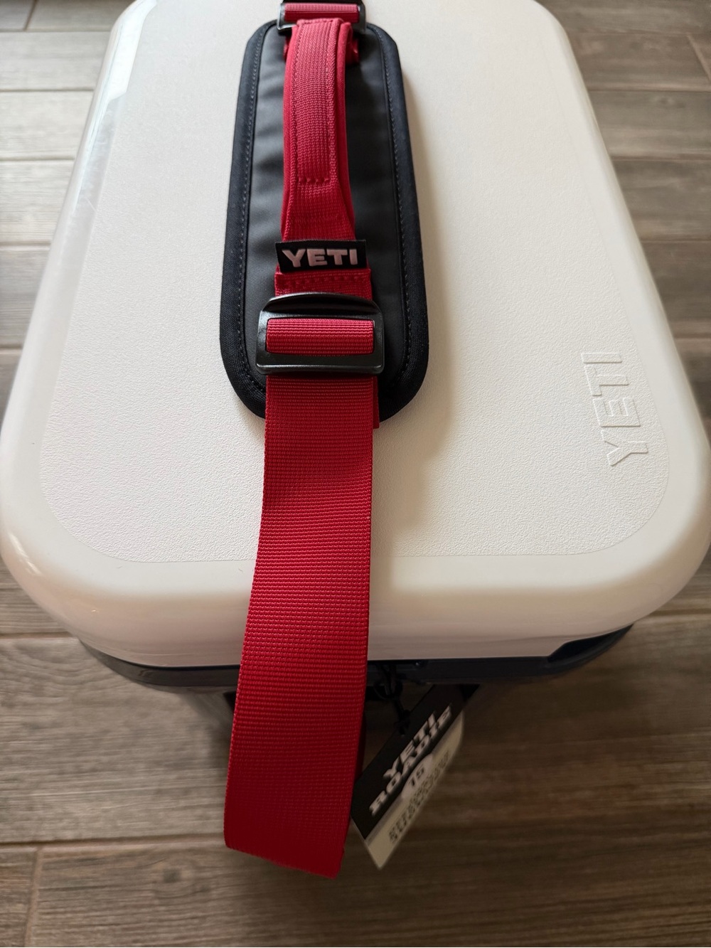YETI Roadie 15 Patriotic Blue Hard Cooler DoubleDuty Shoulder Strap (NWT) - Picture 6 of 11